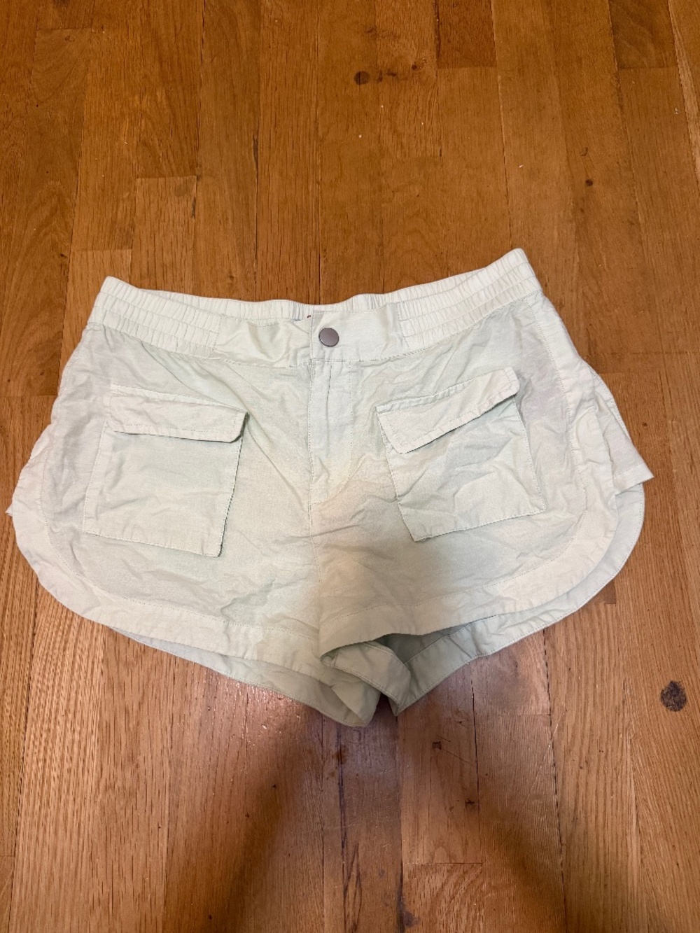 Urban Outfitters BDG Kate Split Hem Utility Short MEDIUM